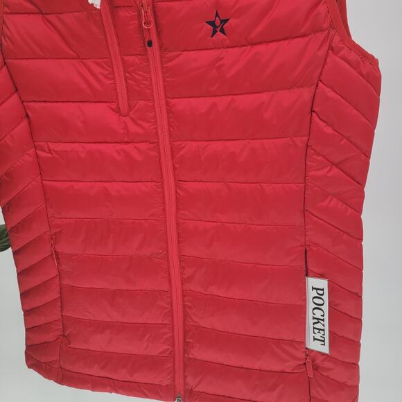 Clique Womens Red Quilted Full Zip Puffer Vest Size Large NWOT - Picture 3 of 8
